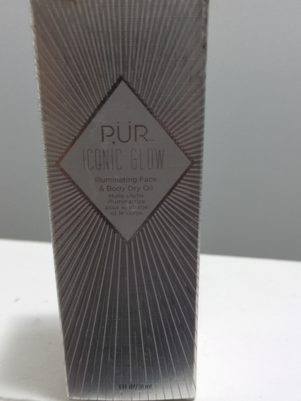 PÜR Iconic Glow Illuminating Face & Body Oil - Rose Gold